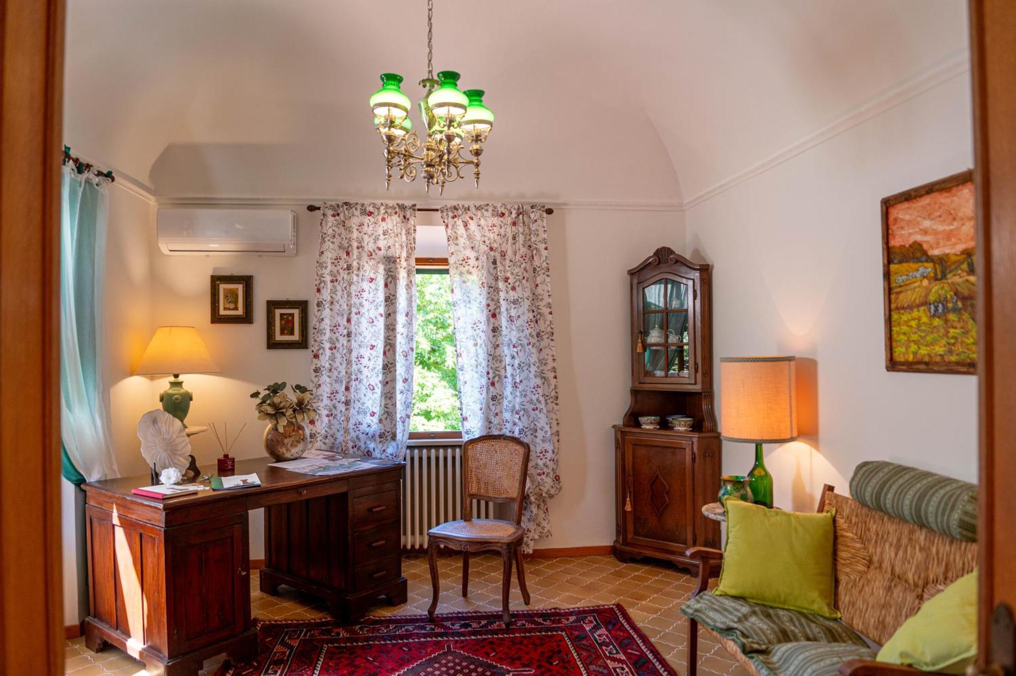 La Domus Di Marta Appartement Volterra Buitenkant foto