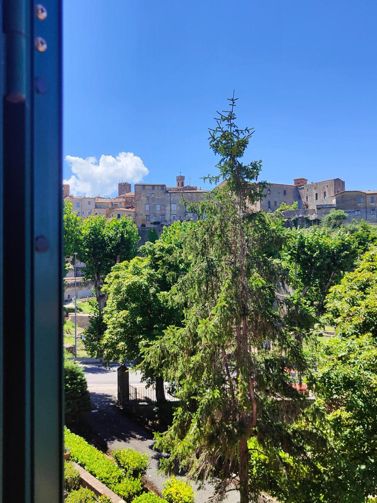 La Domus Di Marta Appartement Volterra Buitenkant foto